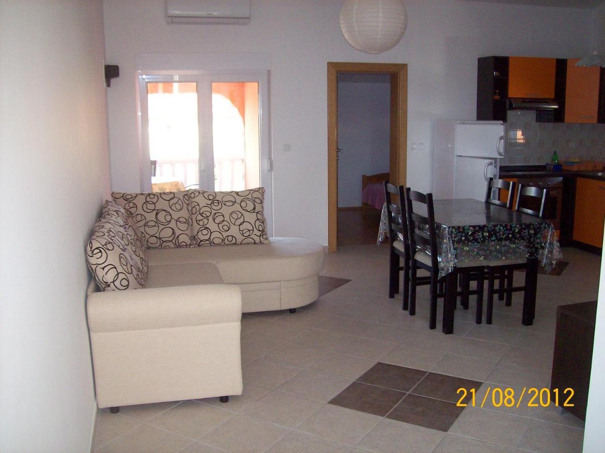Apartments With A Parking Space Vir - 17422 Екстер'єр фото